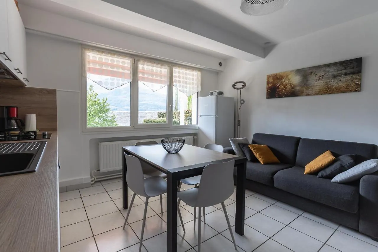 Vue Sur Les Montagnes Apartment Embrun 0*,